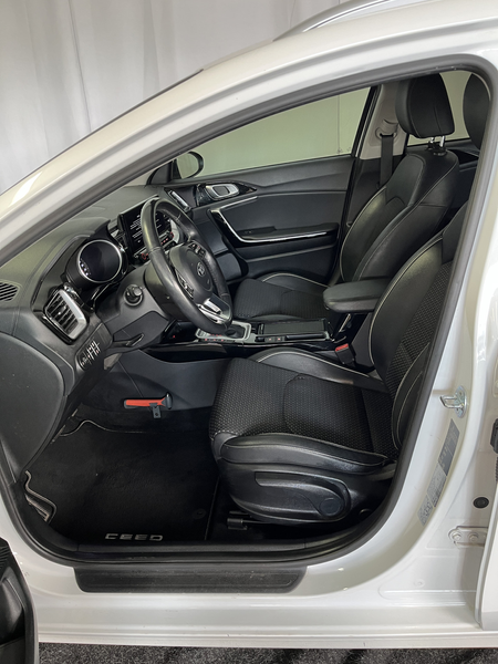 Kia Ceed SW / cee'd SW Sportswagon 1.0 T-GDi MHEV DynamicPlusLine ECC/CAM — photo 5