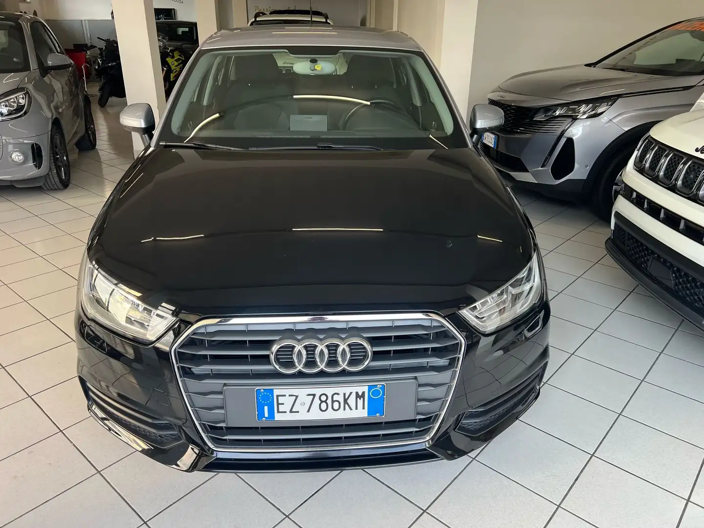 Audi A1 A1 Sportback 1.6 TDI Sport S-Tronic FARI LED EURO6 Schwarz - 2