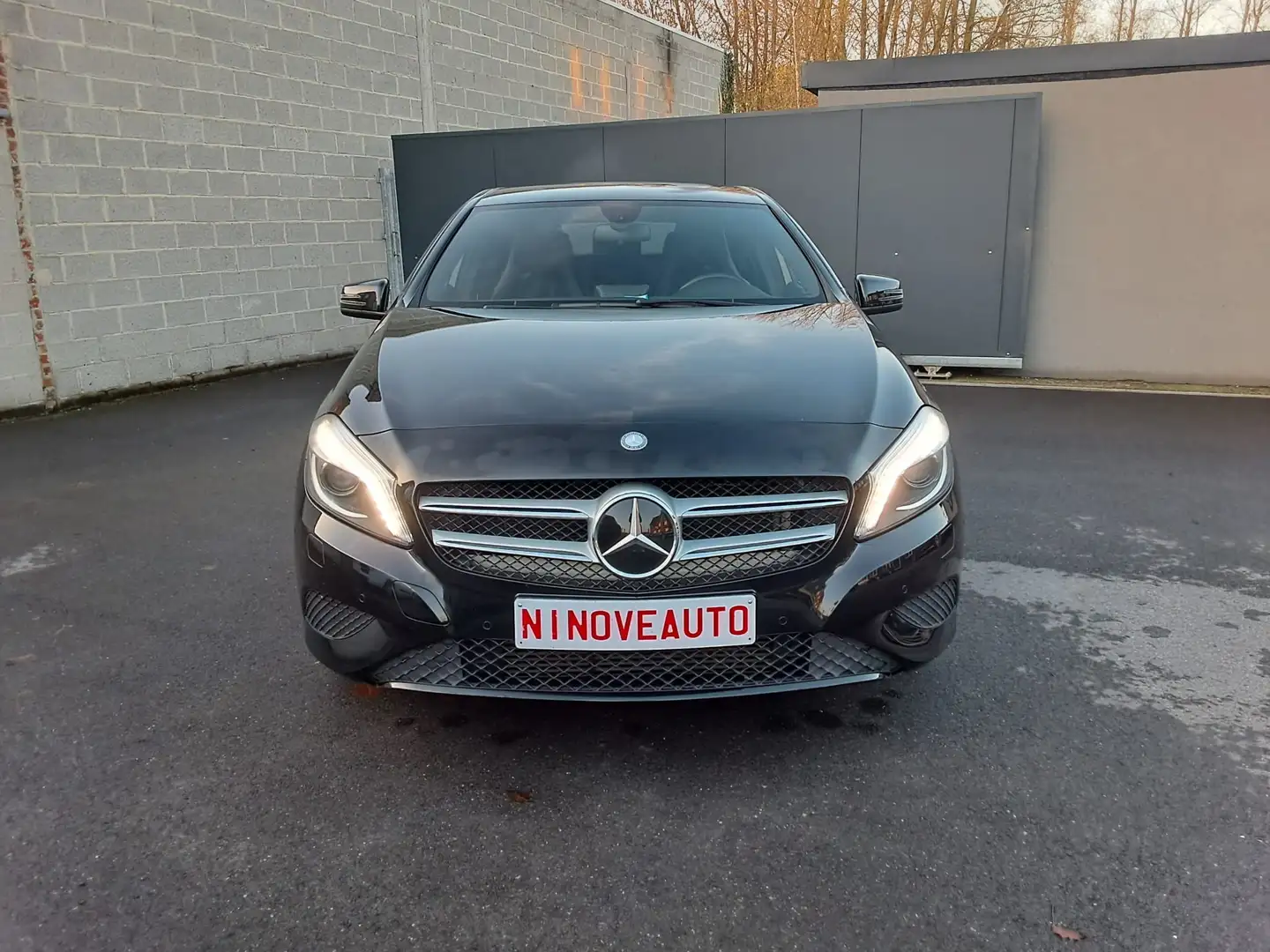 Mercedes-Benz A 180 1ste Eigenaar Bleutooth Parkhulp voor&achter Schwarz - 1