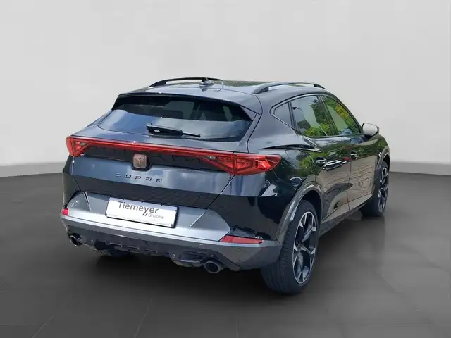 CUPRA Formentor view 3