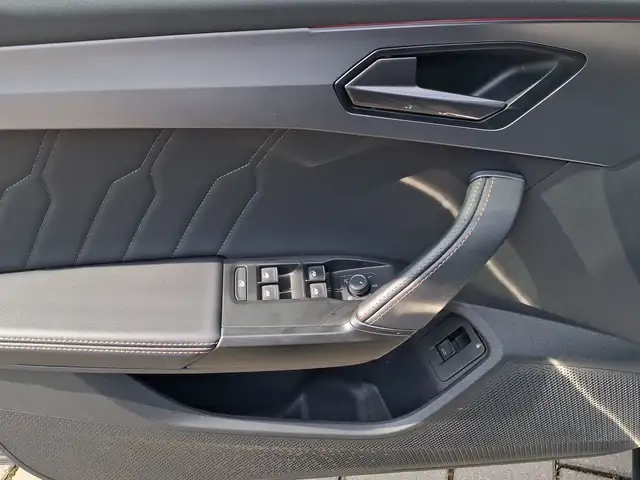 CUPRA Formentor view 8