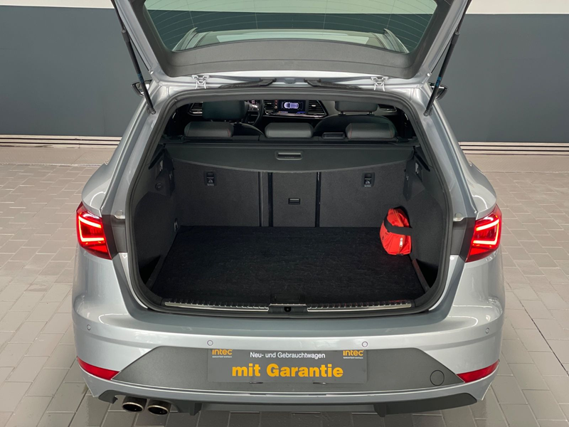 SEAT Leon ST 2.0 FR / 2. Hand / Zahnriemen NEU — photo 8