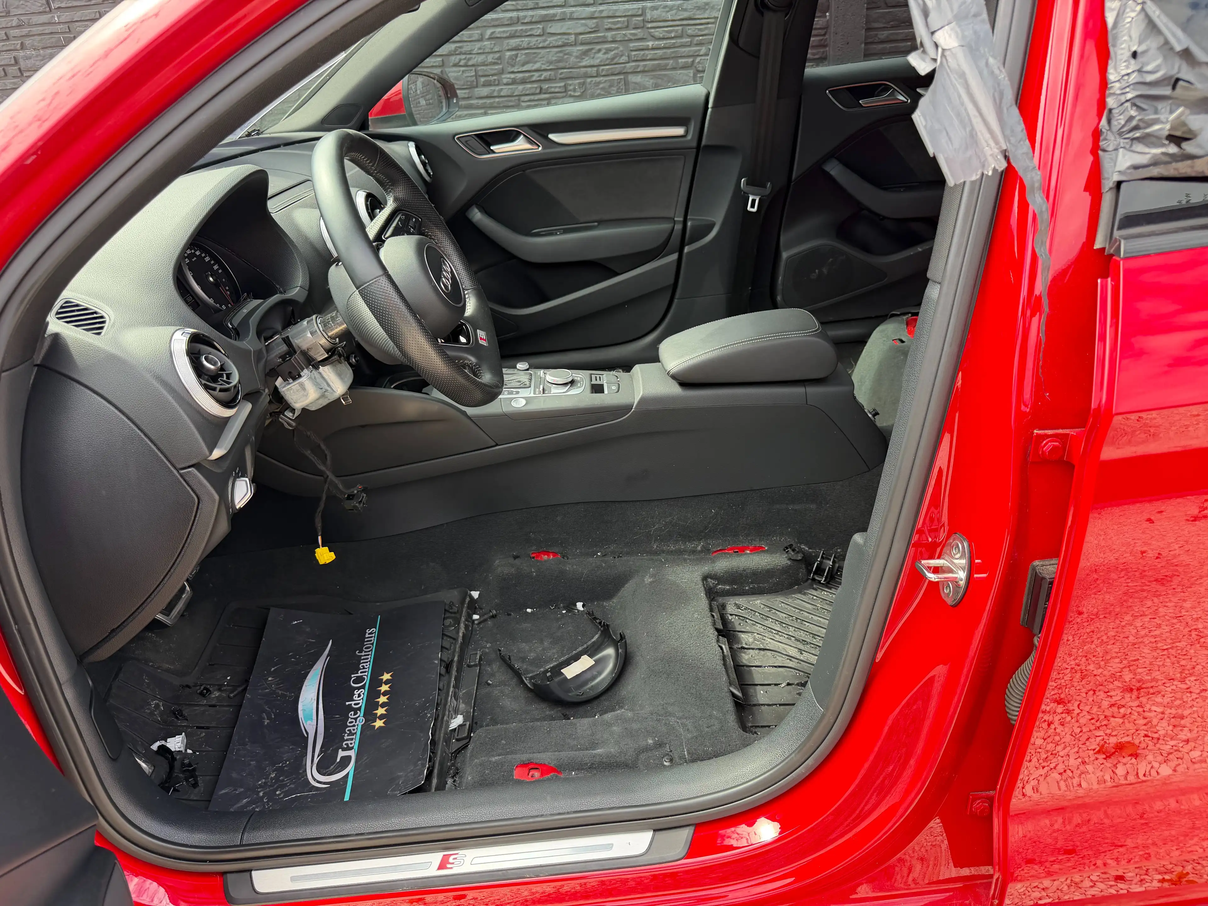 Audi A3 Limousine 1.5 TFSI - ! S line ! - S tronic - Eu6c MARCHAND / EXPORT ! — photo 3