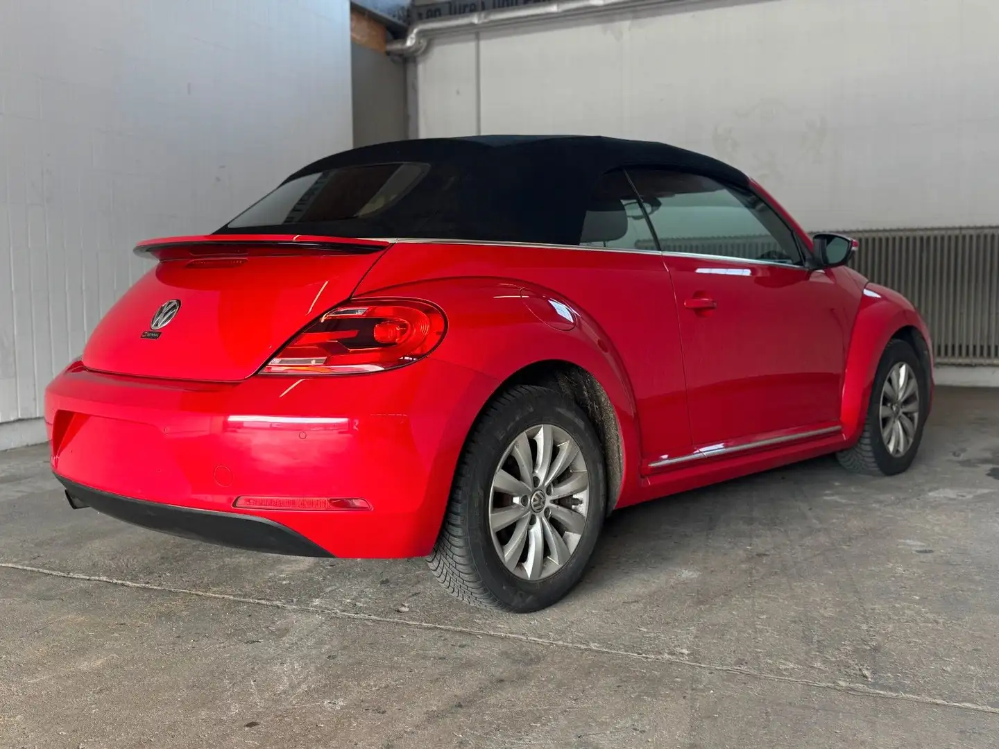 Volkswagen Beetle Cabriolet Design BT Navi Bi-Xe UNFALL Rood - 2