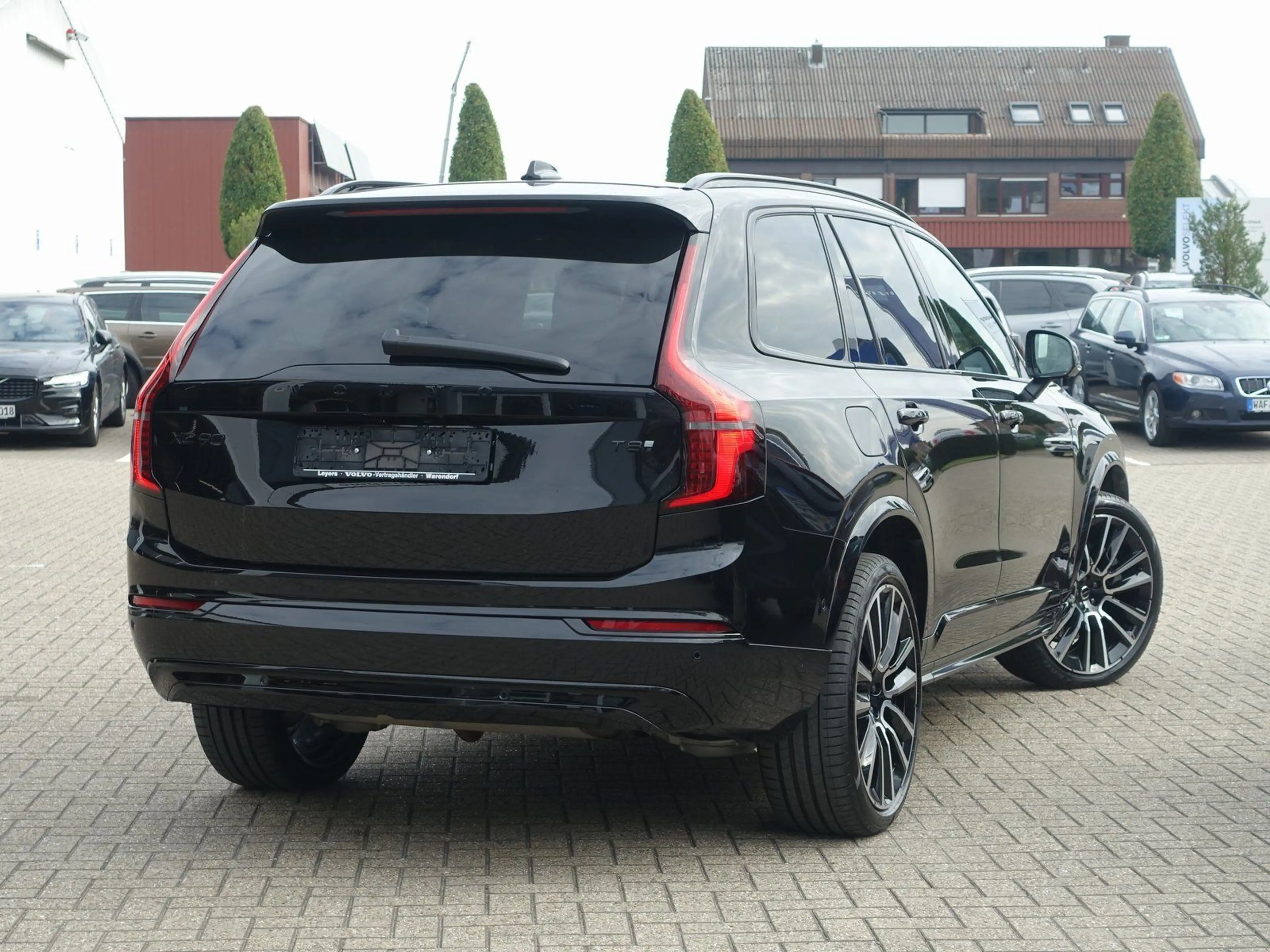 Volvo XC90 Black Edition Ultra T8 AWD Plug-in/FourC — photo 2