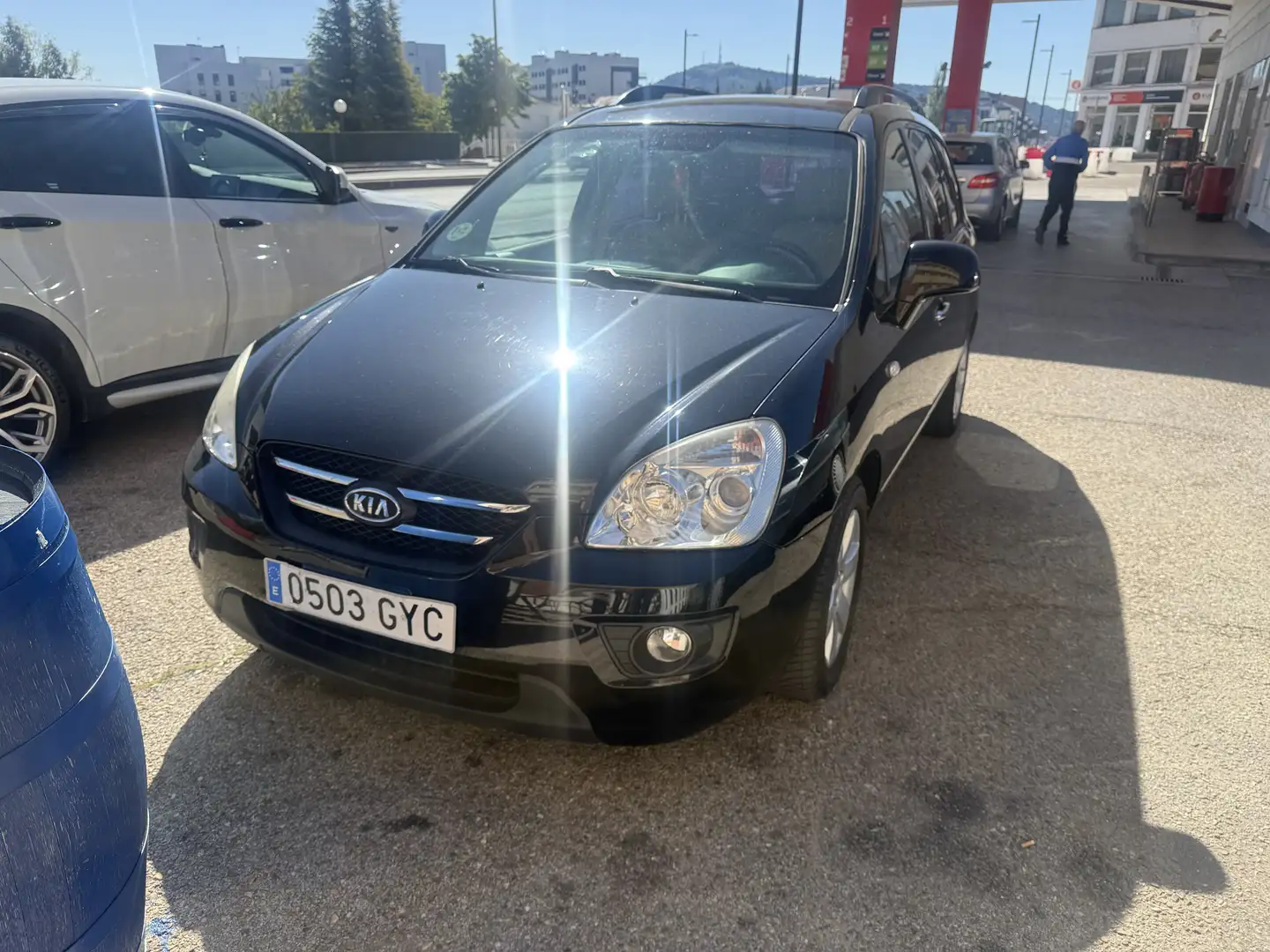 Kia Carens 2.0CRDI Emotion 7pl. - 1
