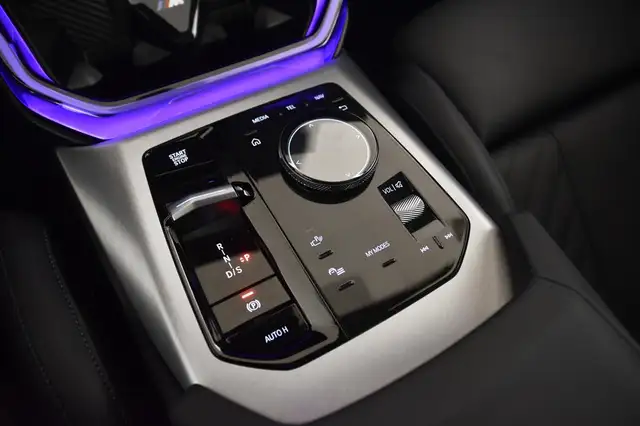 BMW X3 view 11