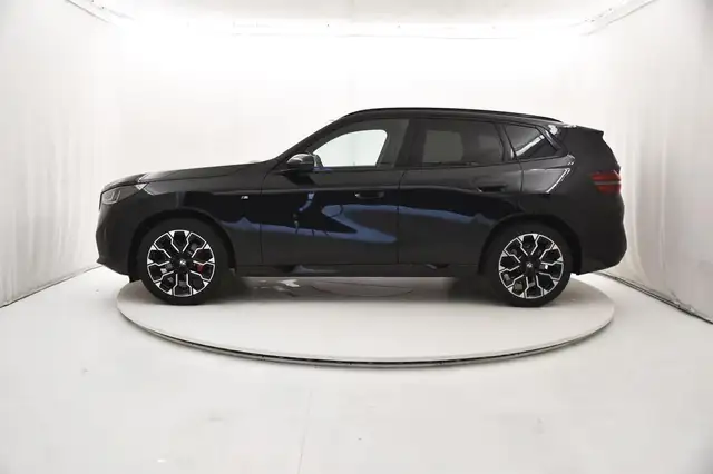 BMW X3 view 2