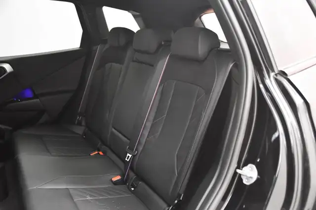 BMW X3 view 14