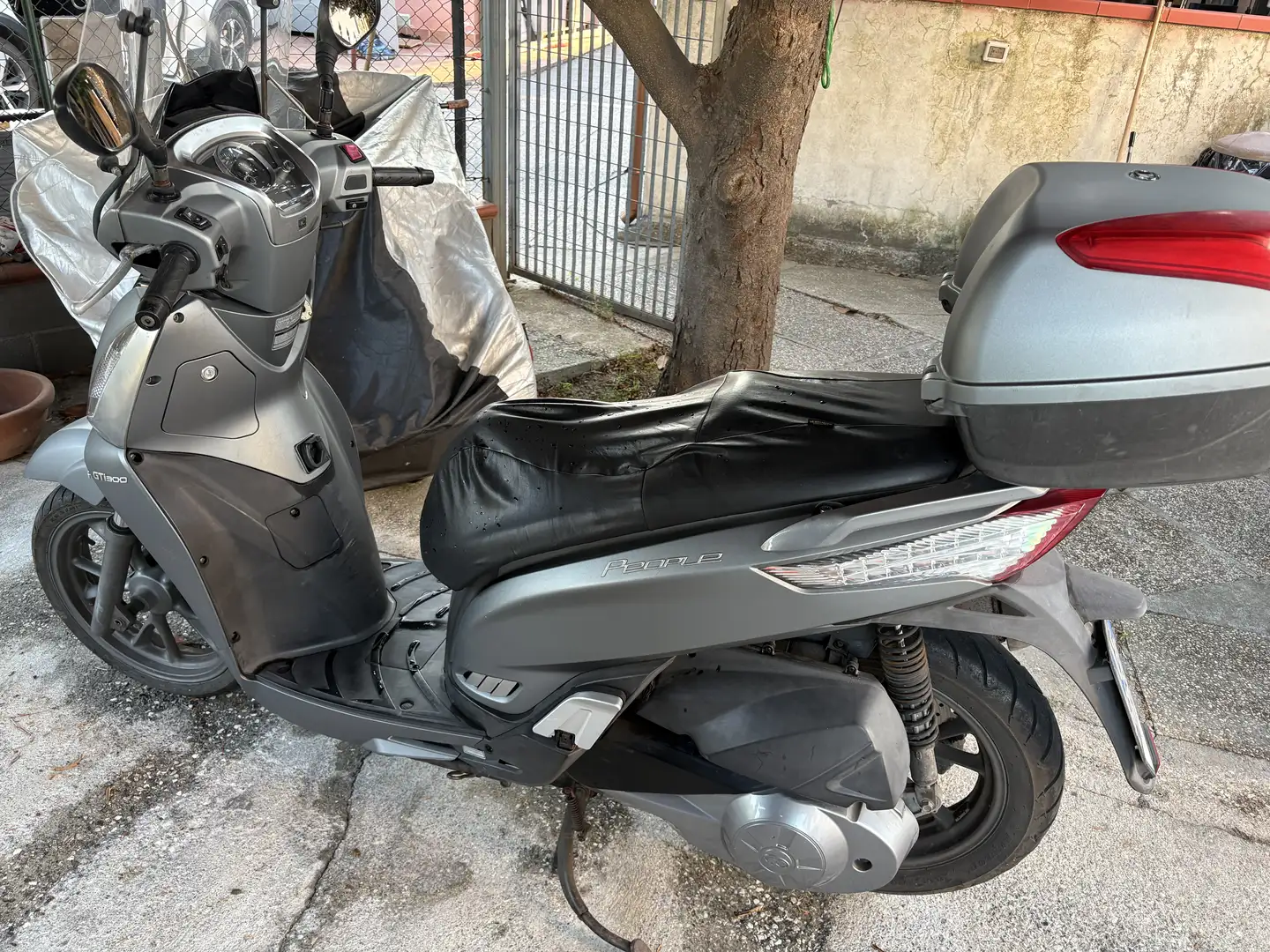 Kymco People GT300i Abs - 1