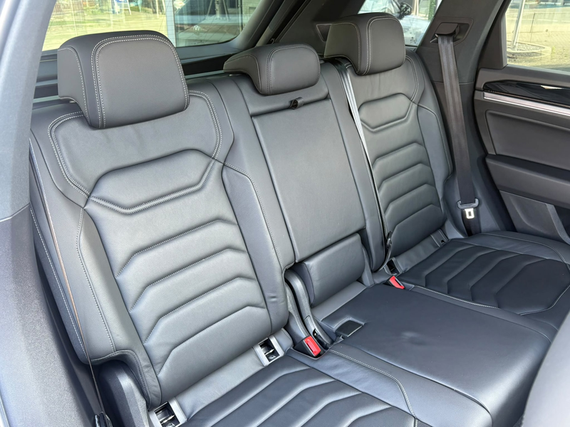 Volkswagen Touareg 3.0 TSi eHybrid 4MOTION R 462pk NW model Luchtveri — photo 16