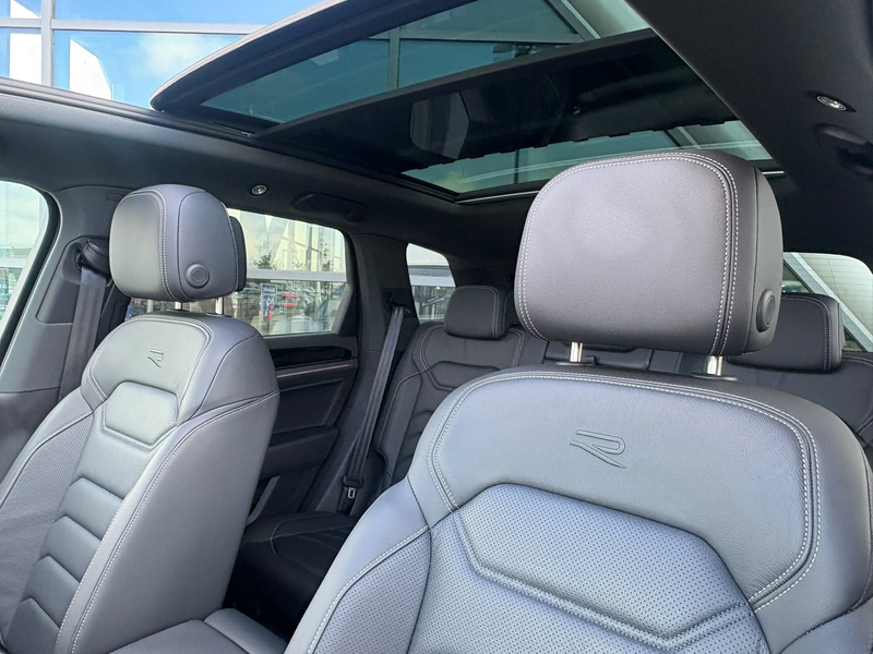 Volkswagen Touareg 3.0 TSi eHybrid 4MOTION R 462pk NW model Luchtveri — photo 46