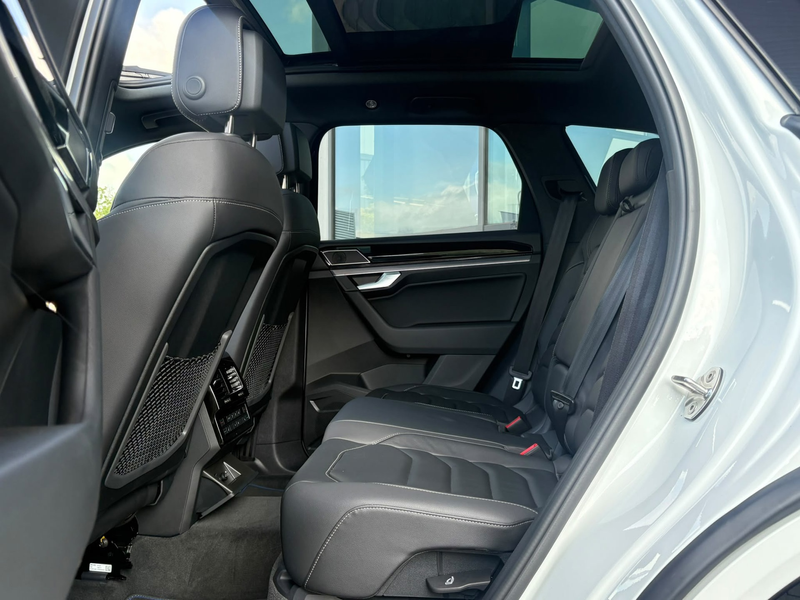Volkswagen Touareg 3.0 TSi eHybrid 4MOTION R 462pk NW model Luchtveri — photo 28