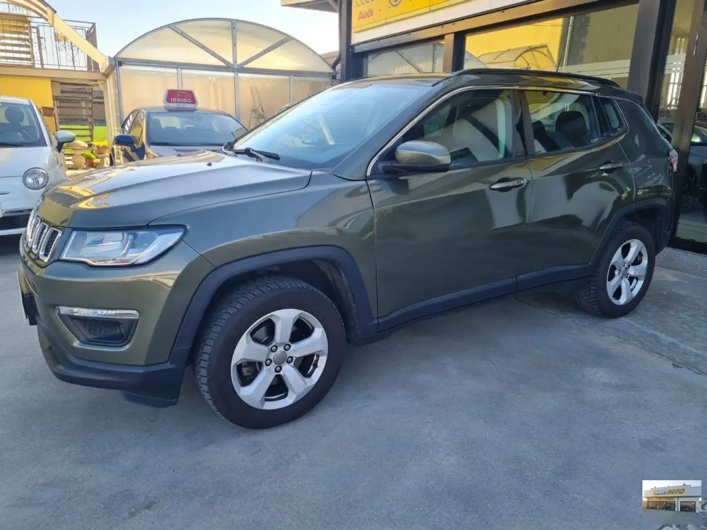 Jeep Compass 2.0 MJT-51.000 Km-Automatico-4x4 siva - 2