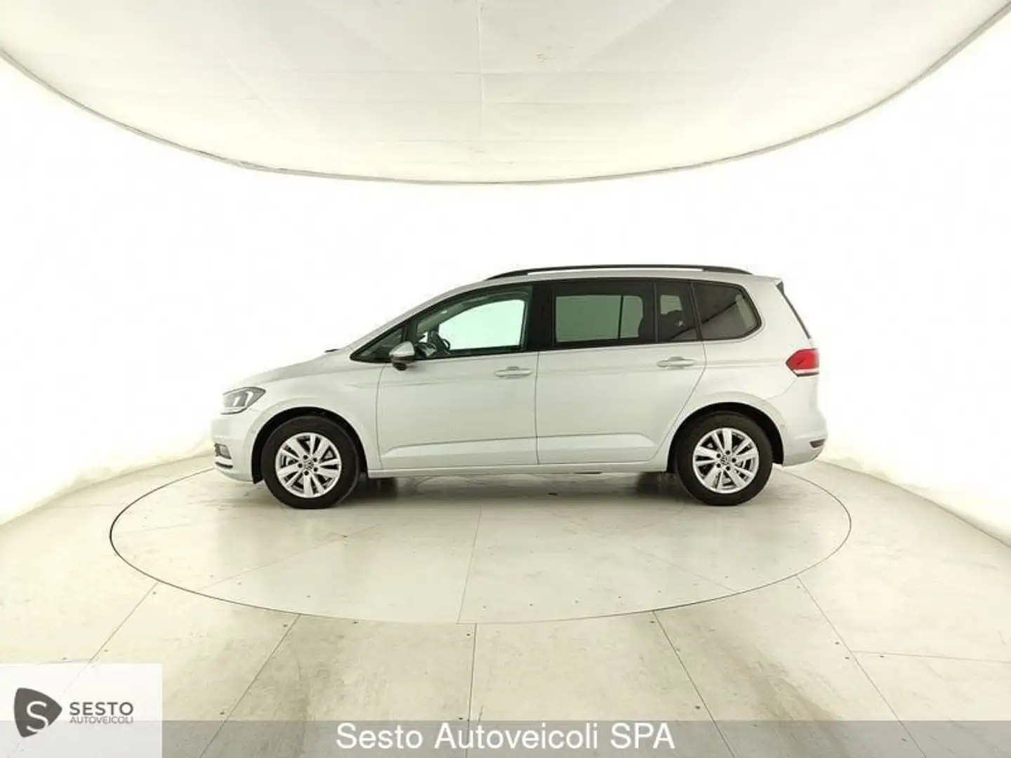 Volkswagen Touran 2.0 tdi Business dsg Zilver - 2