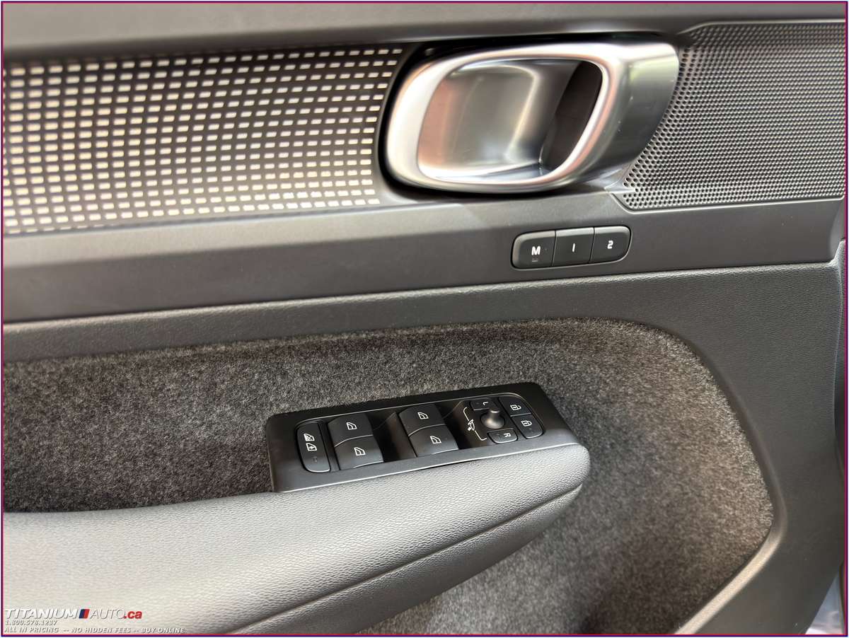 2022 Volvo XC40 Twin Plus P8 eAWD-Pano Roof-360 Camera-359KM Range thumb 24