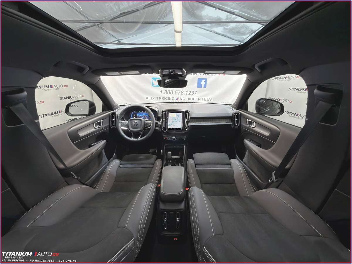2022 Volvo XC40 Twin Plus P8 eAWD-Pano Roof-360 Camera-359KM Range alt 2