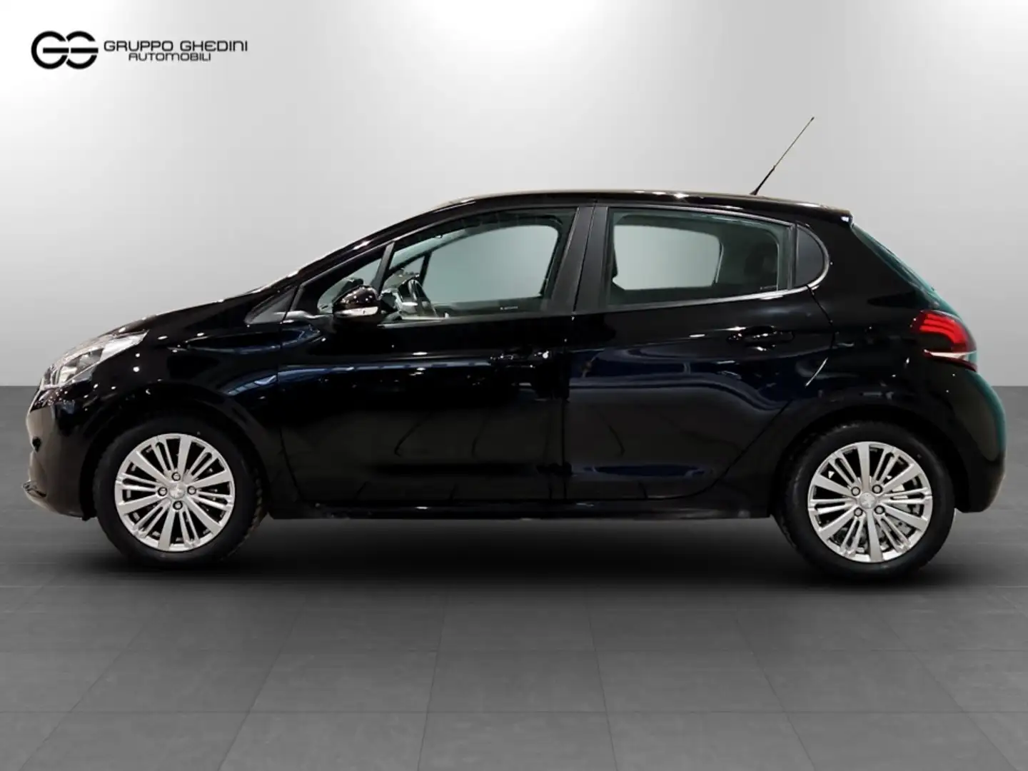 Peugeot 208 5 Porte 1.2 PureTech Allure Nero - 2