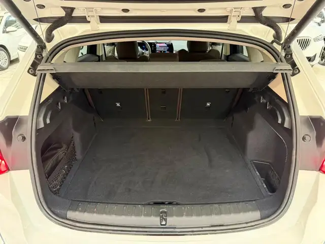BMW Ix1 view 6