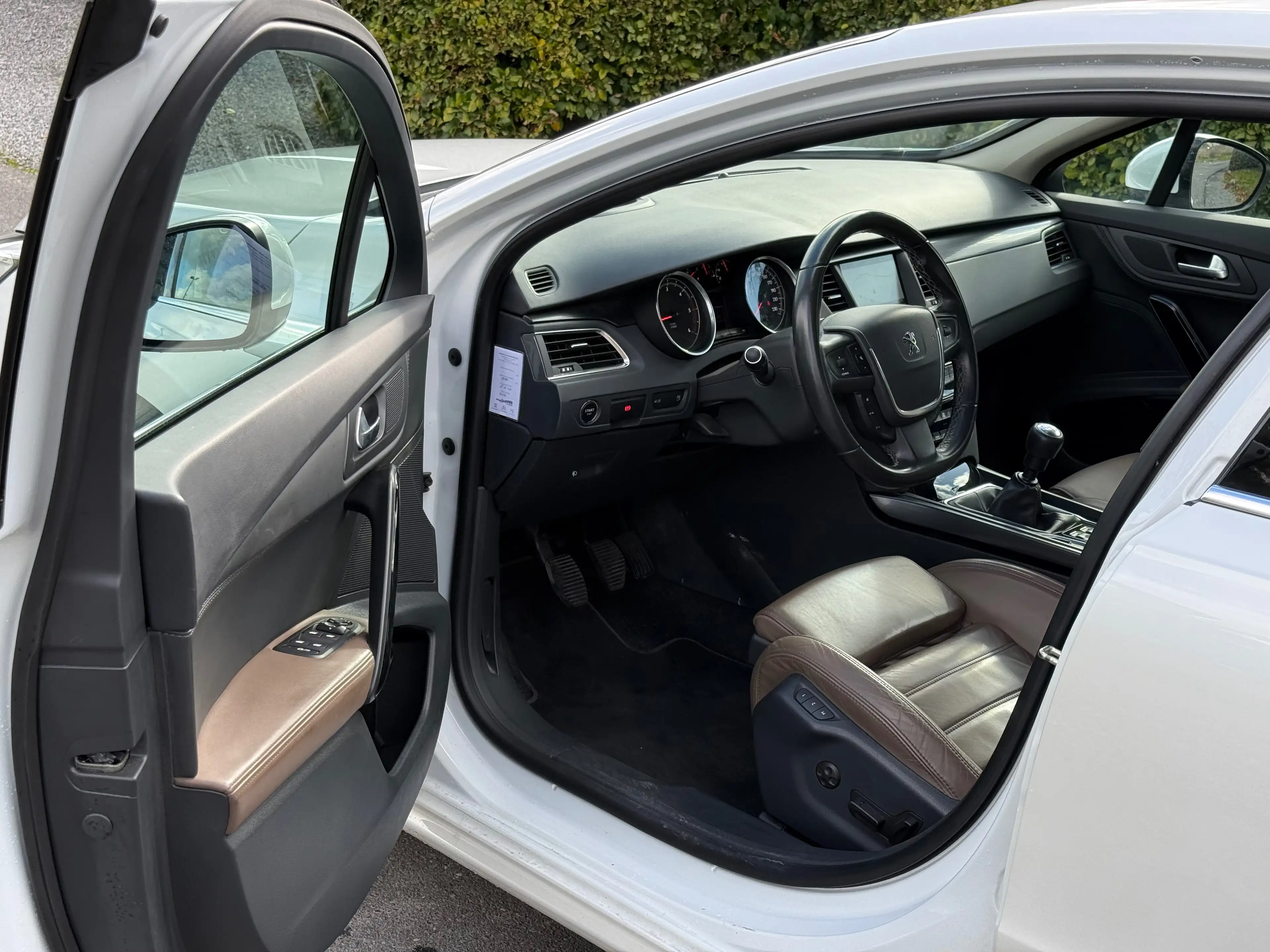 Peugeot 508 508 2.0 BlueHDi Allure // GARANTIE // 56,000KM — photo 10