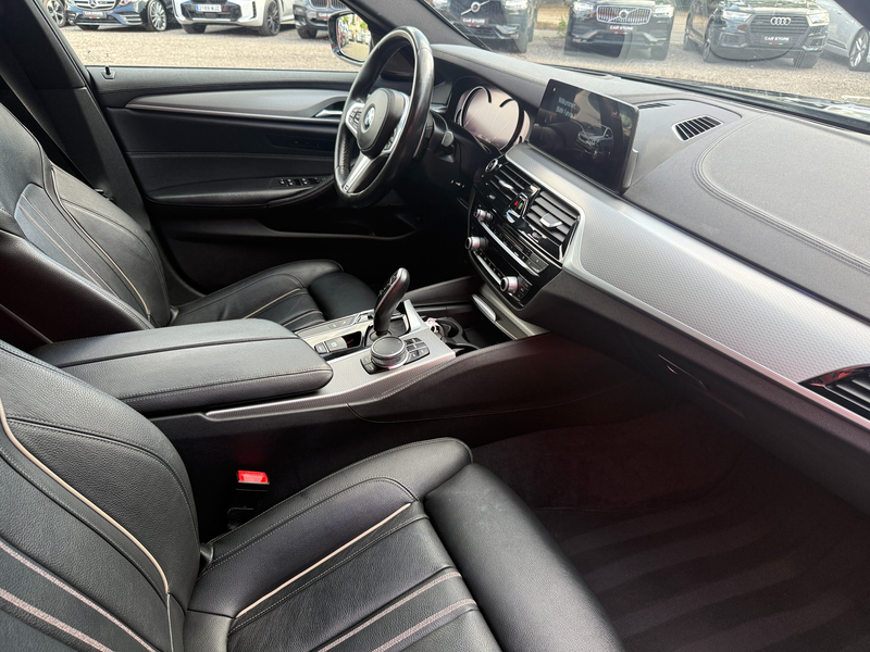BMW 530 530dxDrive|MSport|Schiebeda|Abstandtemp|Logic7|HUD — photo 14