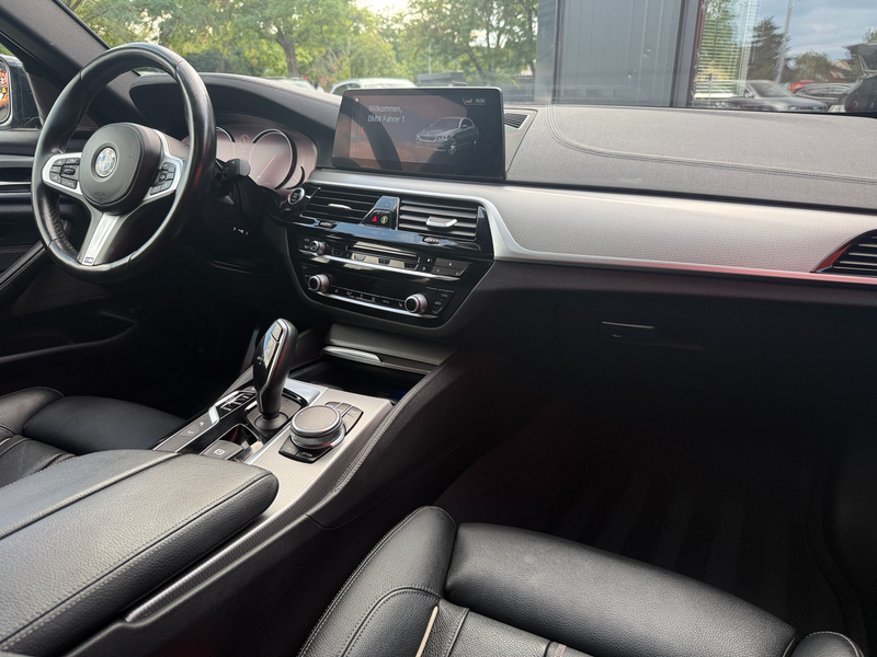 BMW 530 530dxDrive|MSport|Schiebeda|Abstandtemp|Logic7|HUD — photo 15