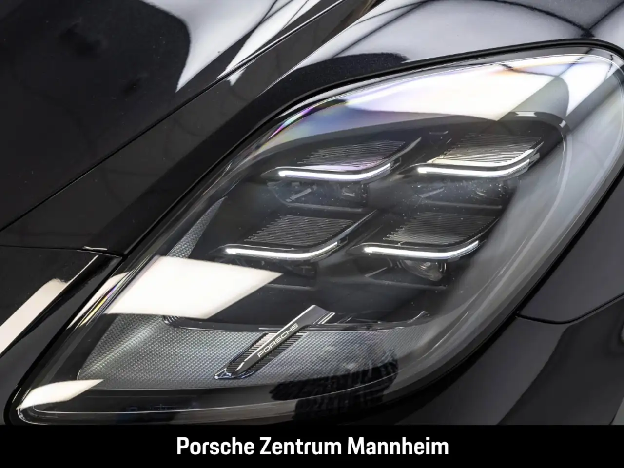 Porsche Panamera 4S E-Hyb. Pano Sportabga. Head-Up Bose 13