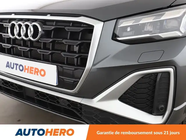 Audi Q2 view 30