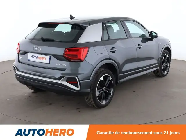 Audi Q2 view 6