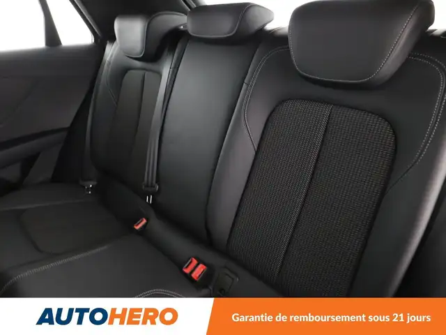Audi Q2 view 14