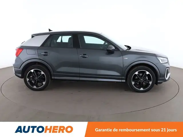 Audi Q2 view 7