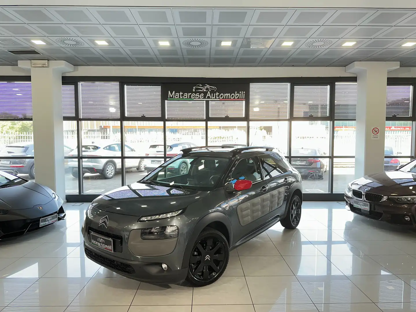 Citroen C4 Cactus 1.6 Shine 92cv Automatica NEOPATENTATO Grigio - 1