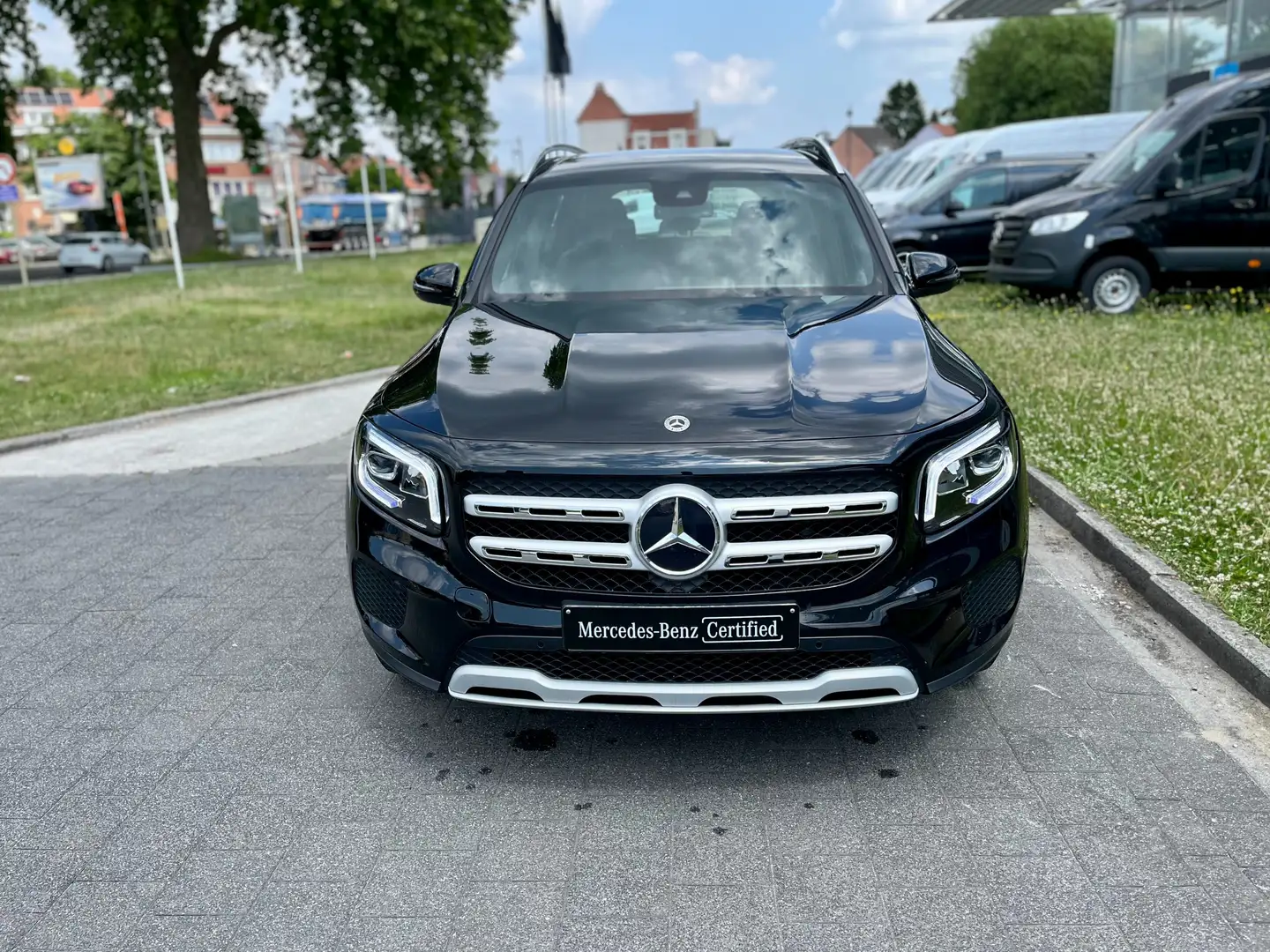 Mercedes-Benz GLB 180 Business Line 7pl. Brun - 2