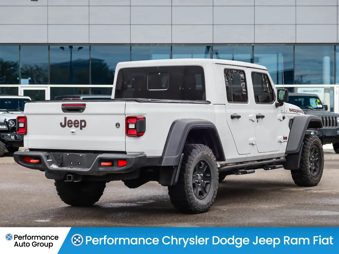 Jeep Gladiator снимка Jeep Gladiator