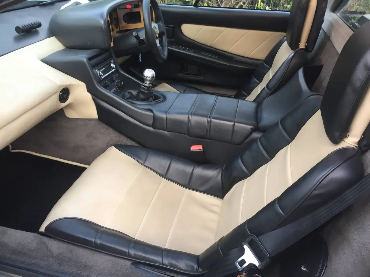 Lotus Esprit, foto 6