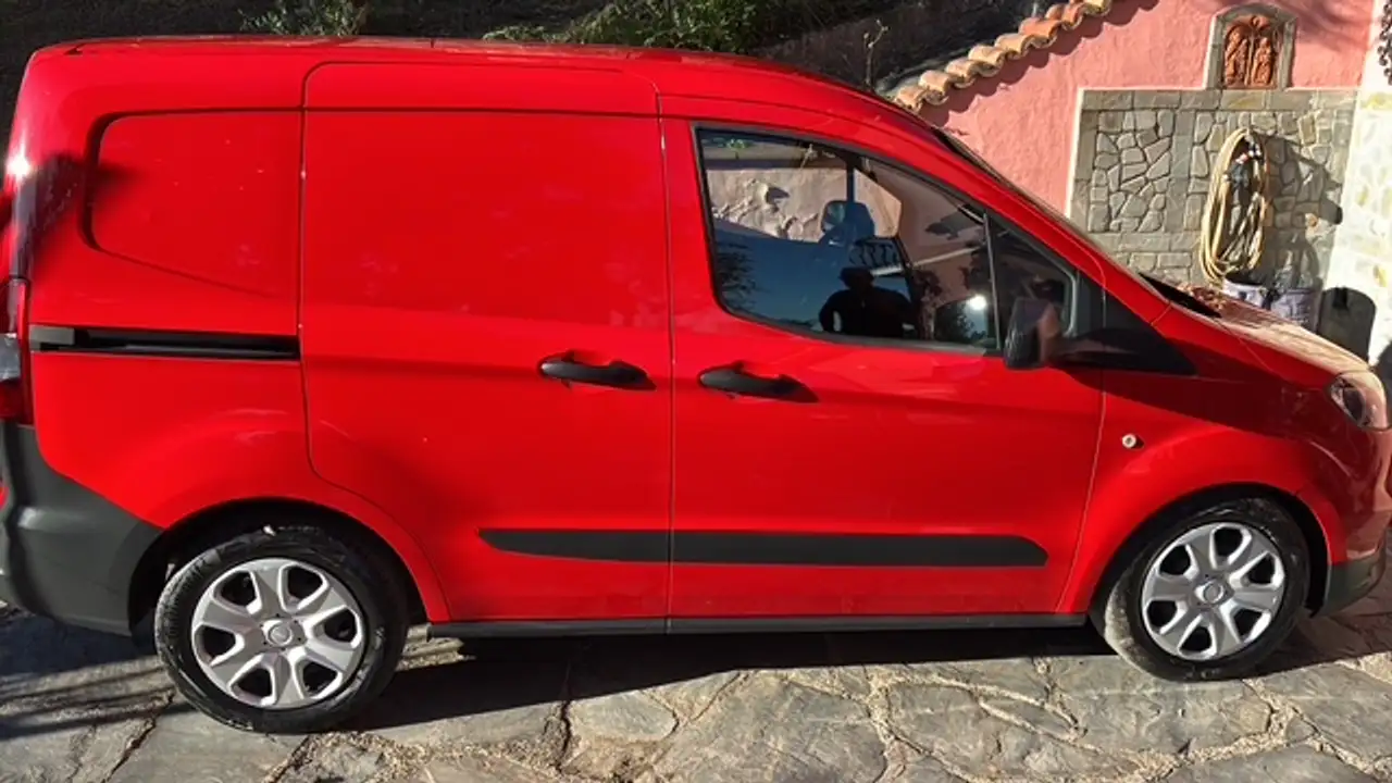 Ford Transit Courier
