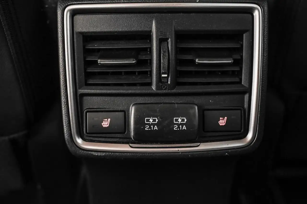 Subaru Forester снимка Subaru Forester