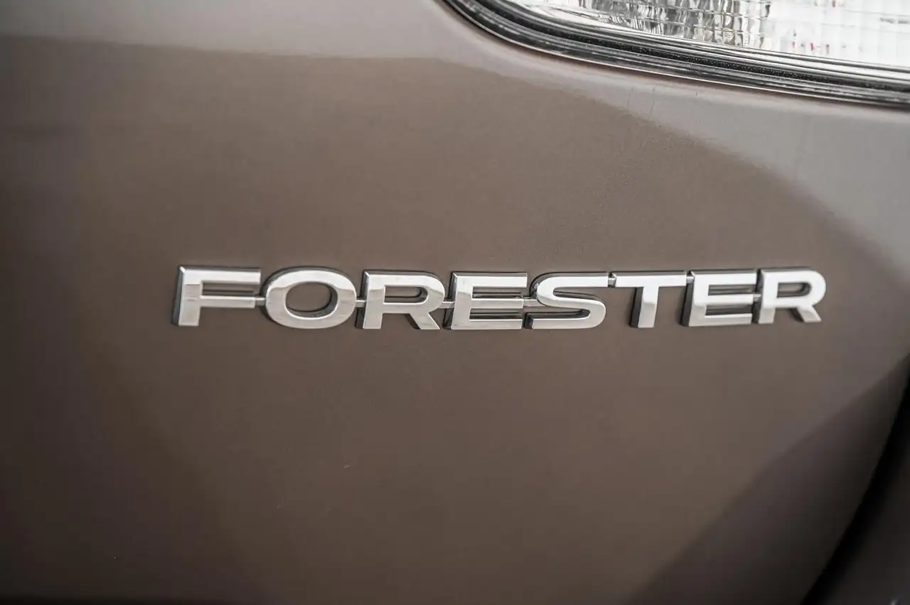 Subaru Forester снимка Subaru Forester