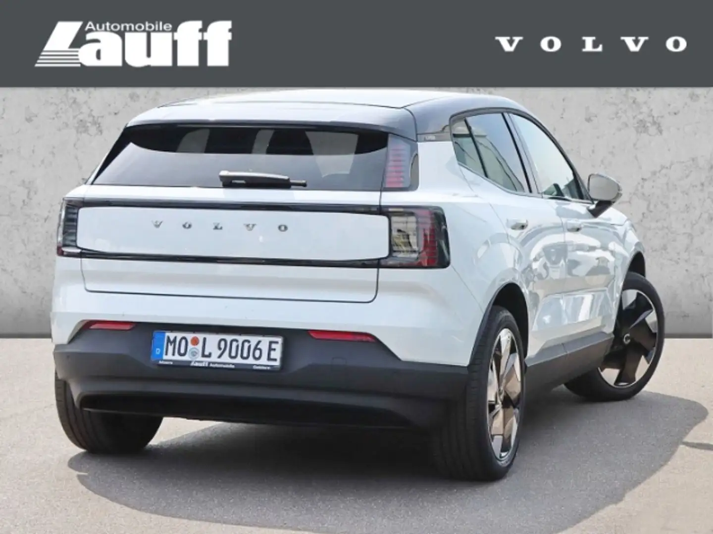 Volvo EX30 Single Motor Ext. Range Plus ACC KEYLESS Weiß - 2