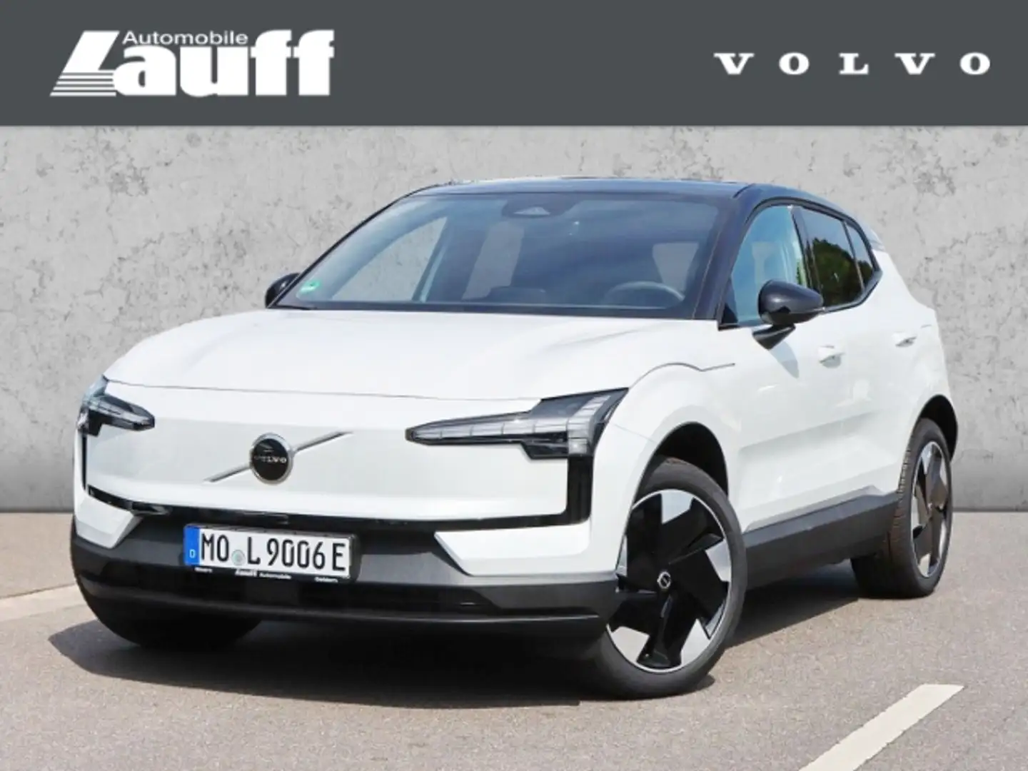 Volvo EX30 Single Motor Ext. Range Plus ACC KEYLESS Weiß - 1