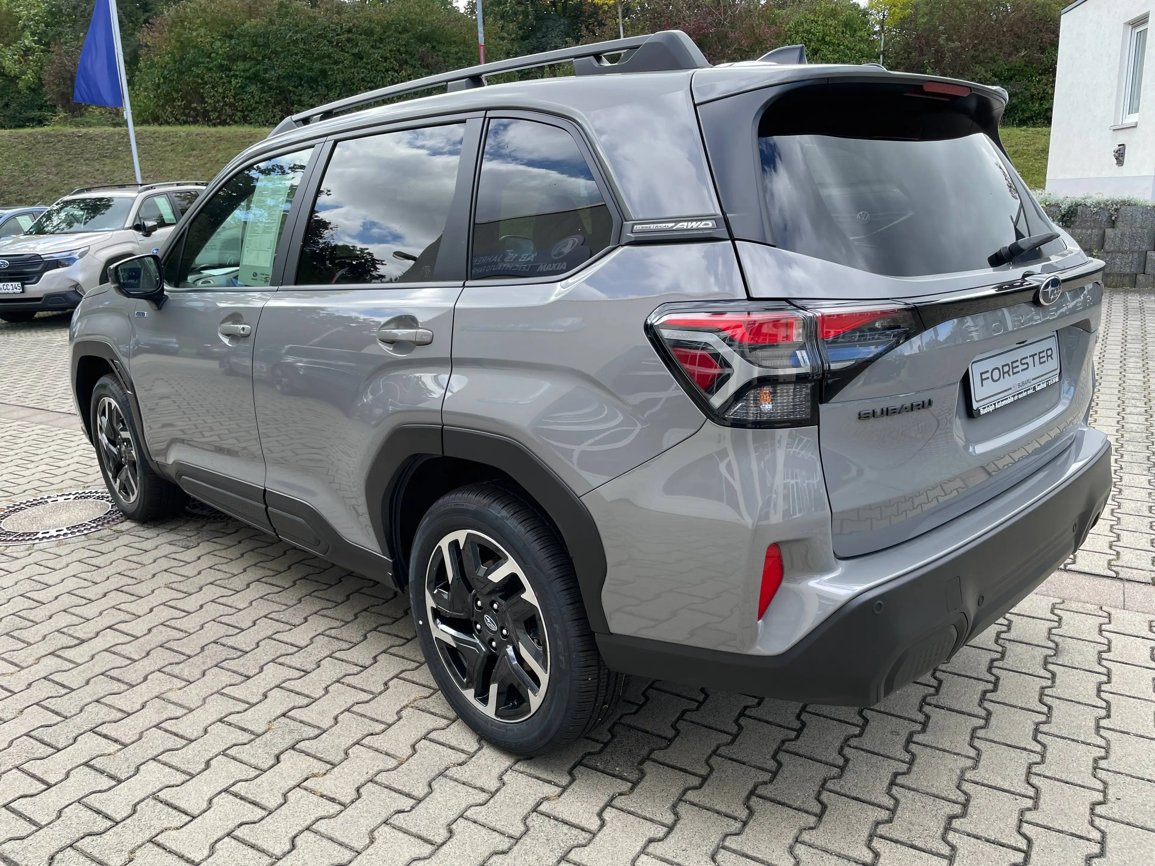 Subaru Forester Forester Hybrid 2.0ie Lineartronic Exclusive — photo 6