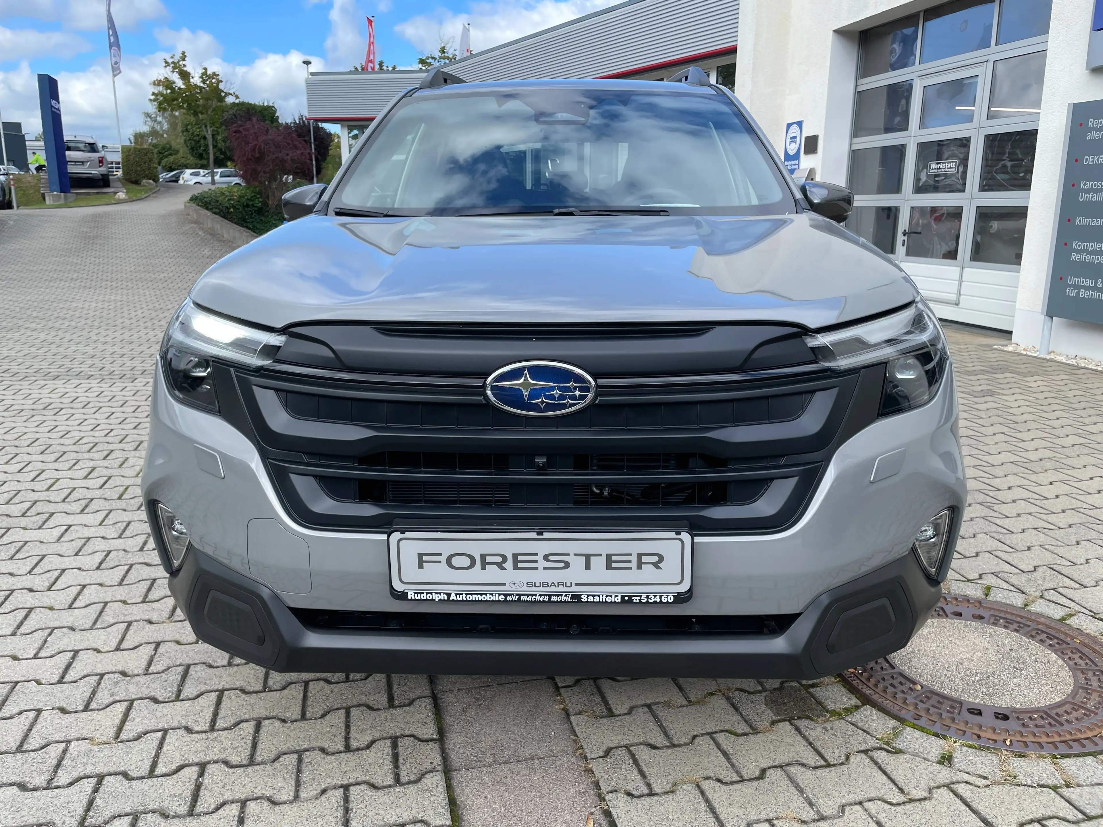 Subaru Forester Forester Hybrid 2.0ie Lineartronic Exclusive — photo 3