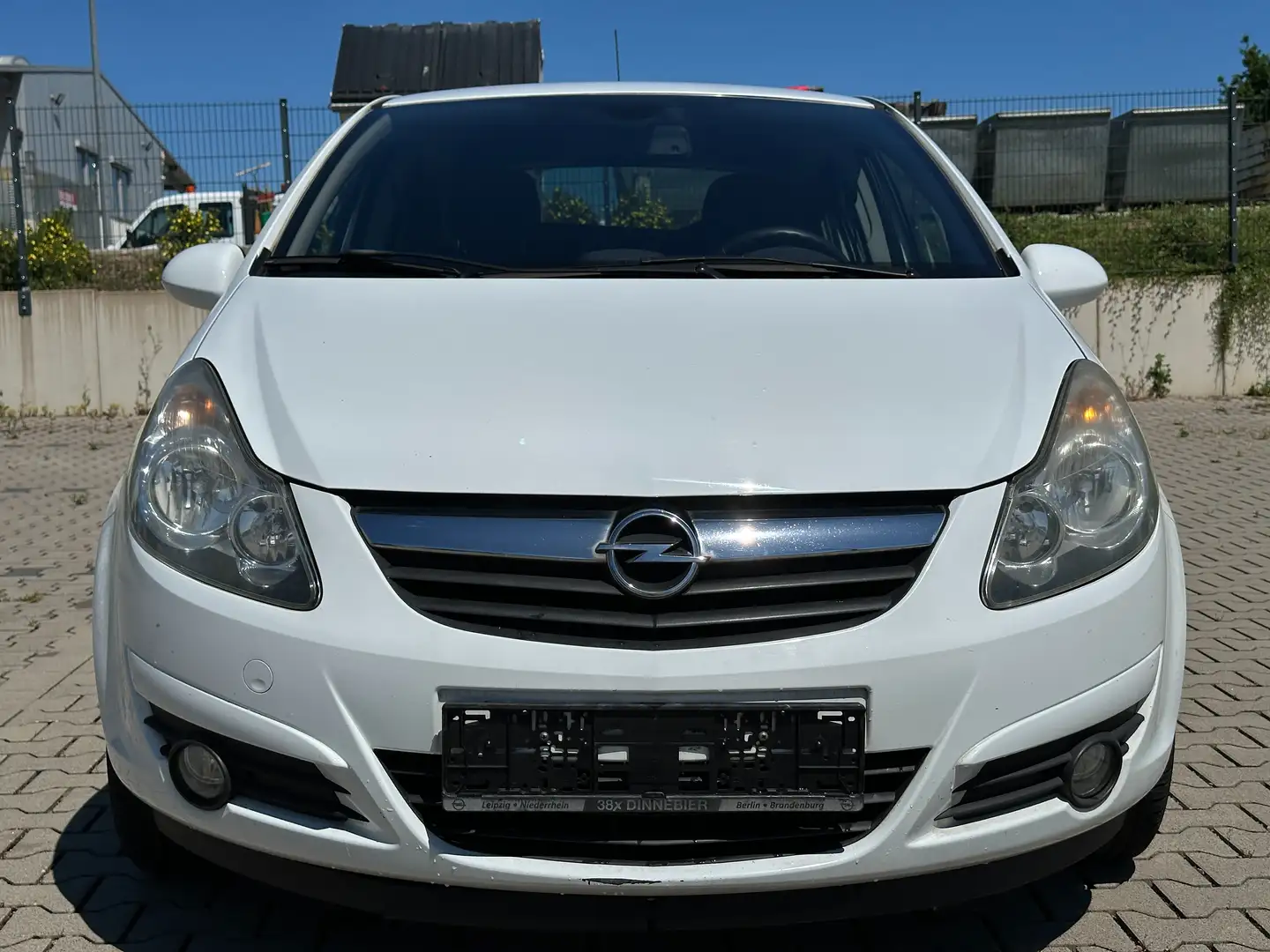 Opel Corsa Edition "111 Jahre" Klima Sitzheizung PDC Weiß - 2