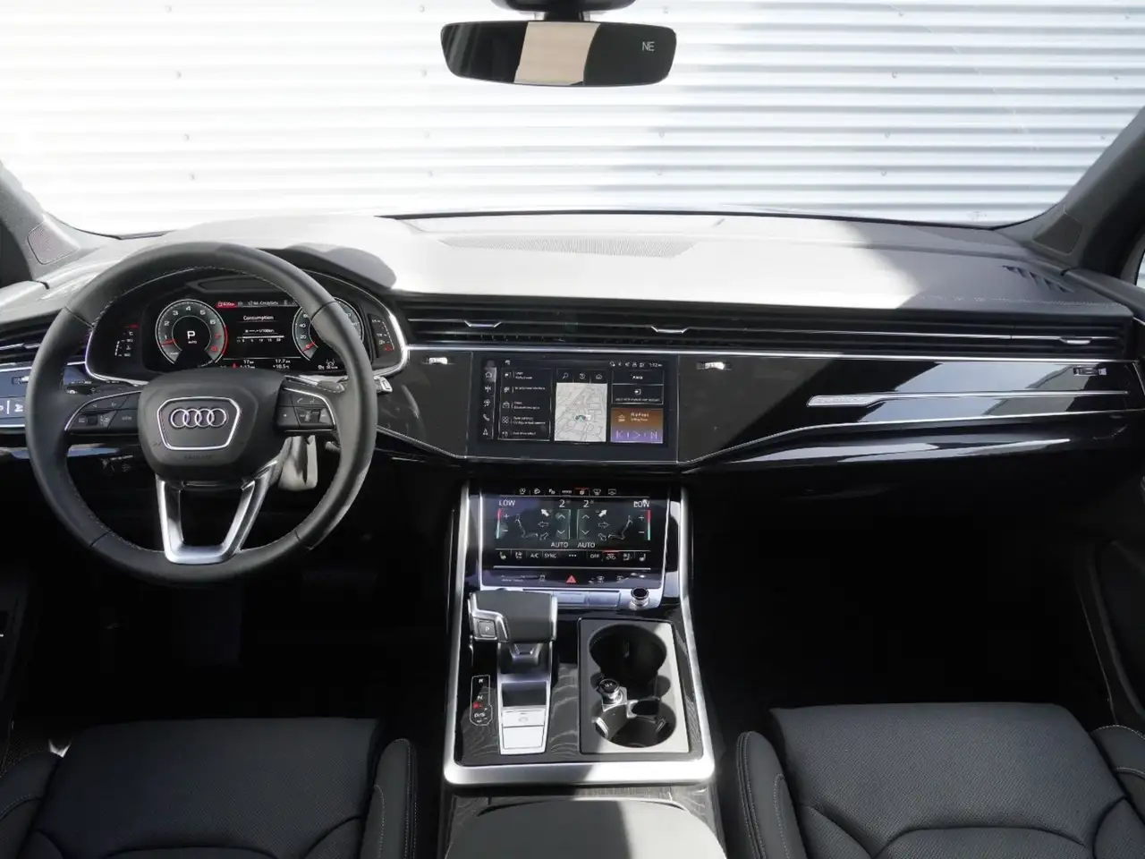 Audi Q7 снимка Audi Q7