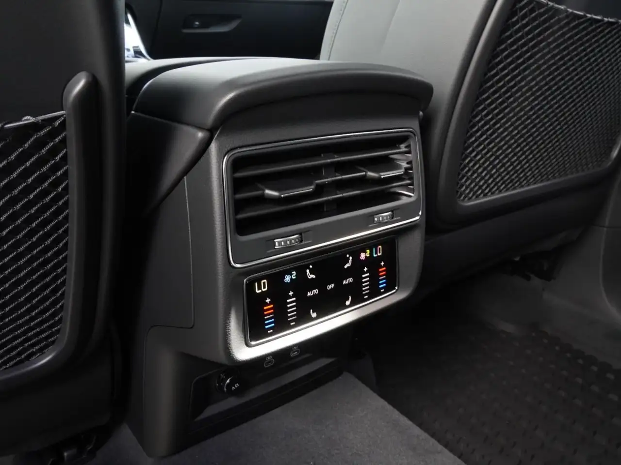 Audi Q7 снимка Audi Q7
