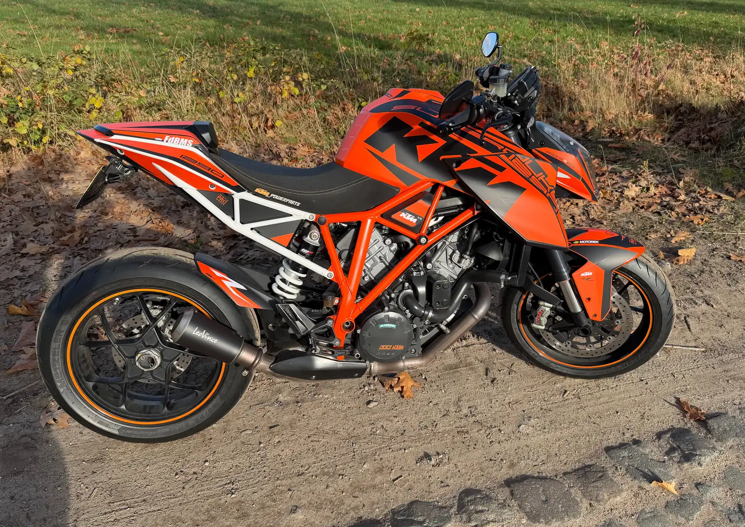 KTM 1290 Super Duke R Oranje - 2