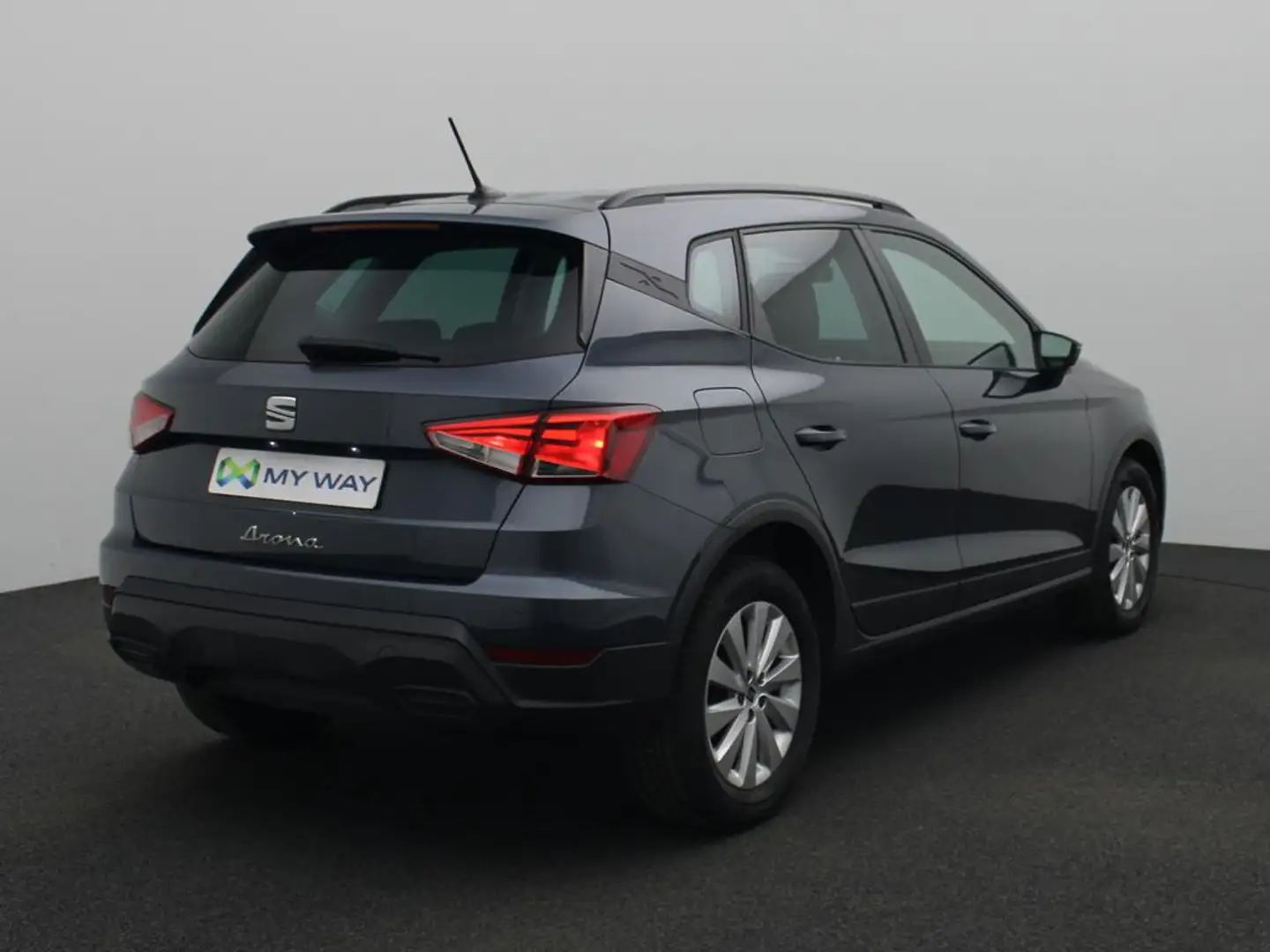 SEAT Arona MOVE! 1.0 TSI 95 PK 5v / Cruise Control / PDC Rear Grijs - 2