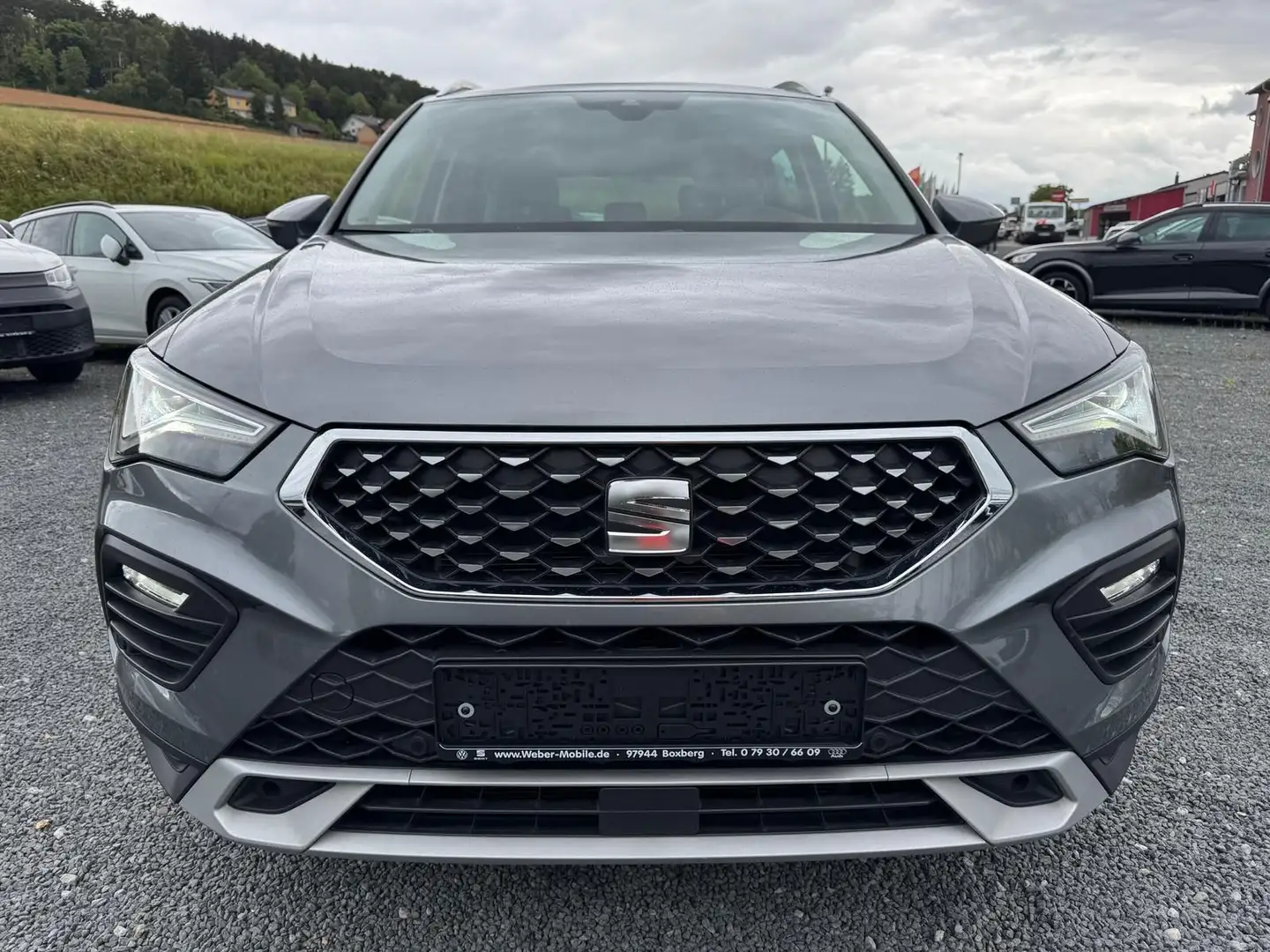 SEAT Ateca 1.5  TSI *DSG*AHK*XPERIENCE*PDCHI+VO+KAMER Grau - 2