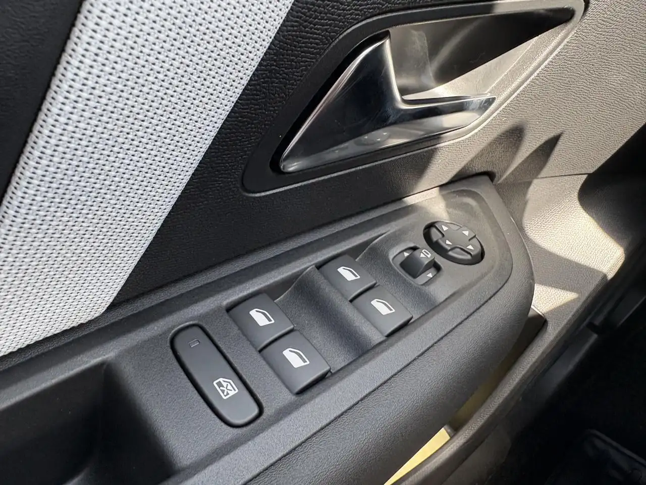 Citroen C4 Berline — photo 43