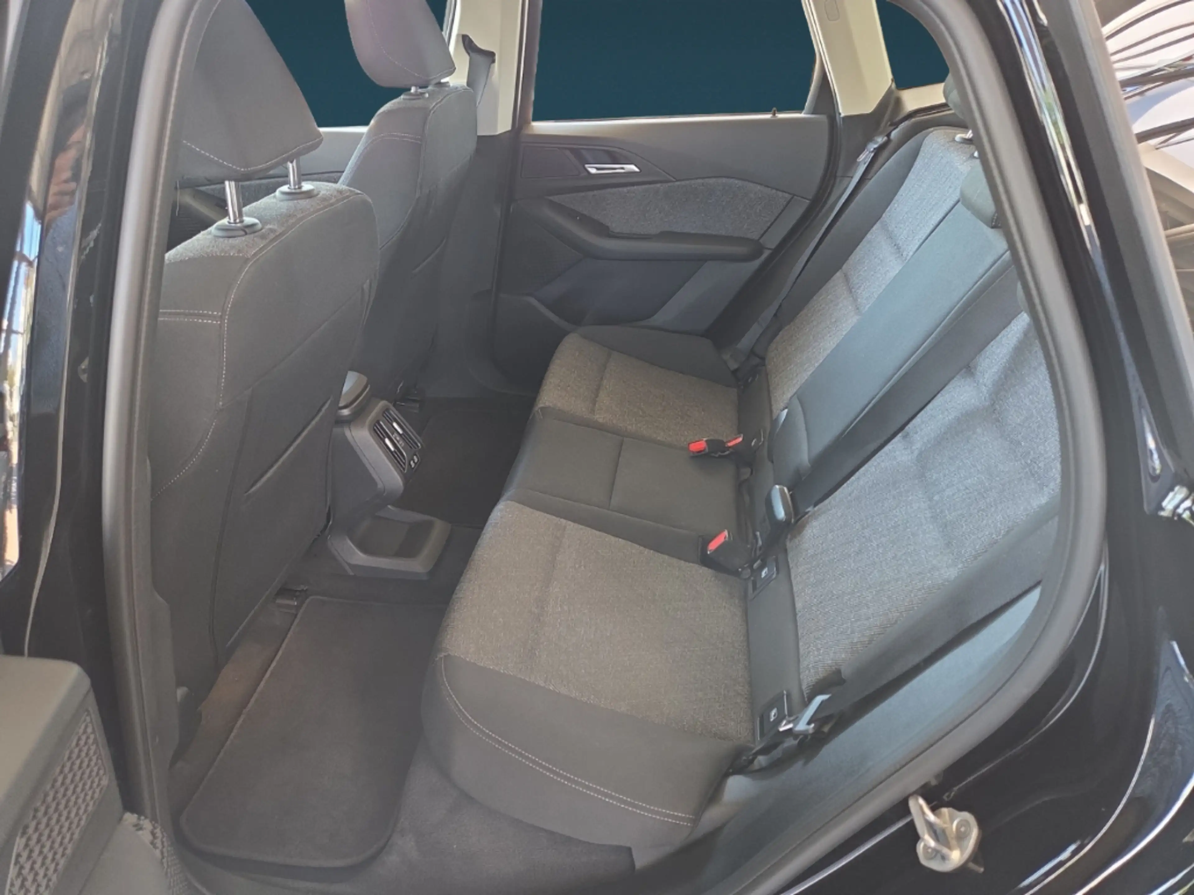 BMW 225 Active Tourer e 225e xDrive Park-Assistent AHK-el. — photo 11